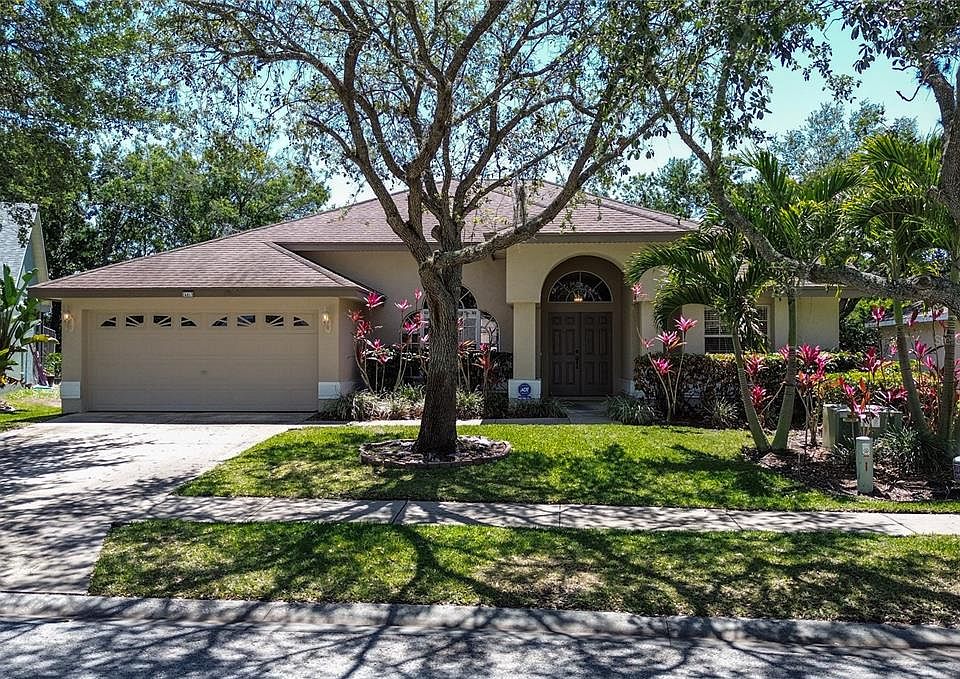 1st image of 481 Village Dr