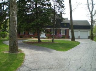 2218 River Rd, Maumee, OH 43537