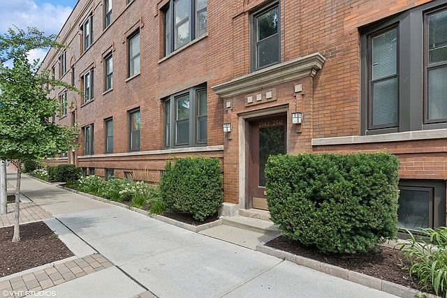1st image of 2943 N Sheffield Ave APT 3N