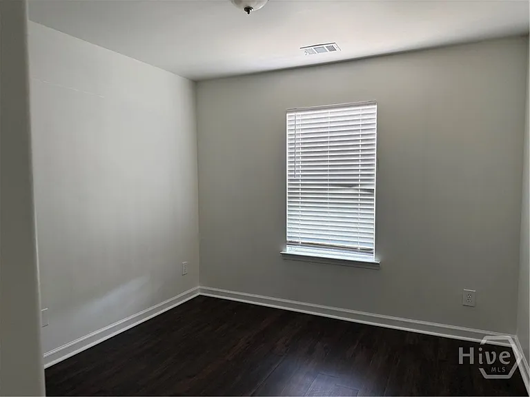 173 Willow Point Cir — Photo 9