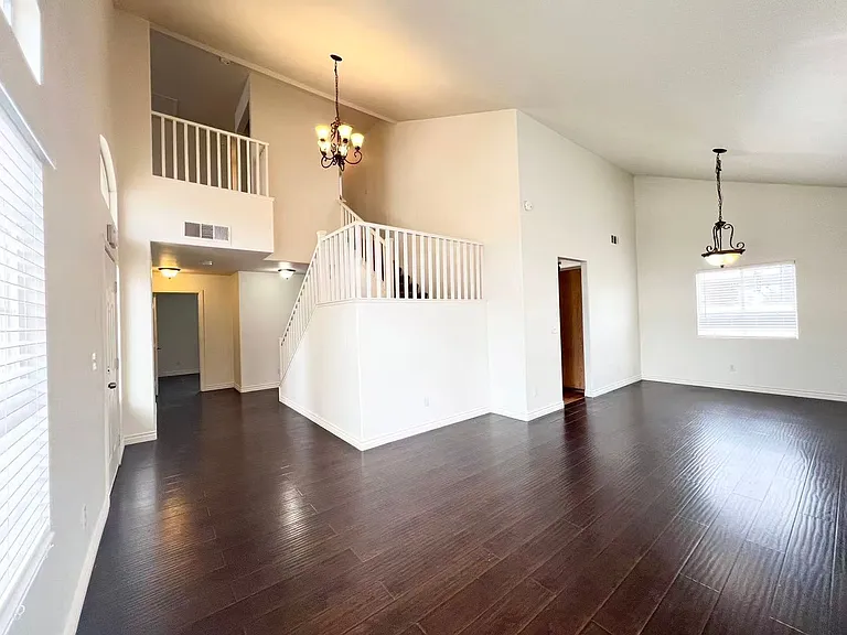 3604 Fort Niagara Ave — Photo 5