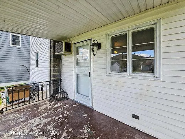 814 Price St — Photo 15