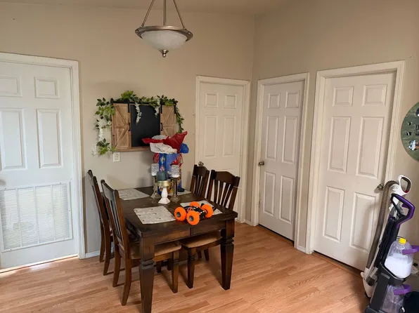 8390 E Neptune Dr, Flagstaff, AZ 86004