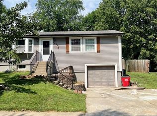 1404 N Emery St, Independence, MO 64050