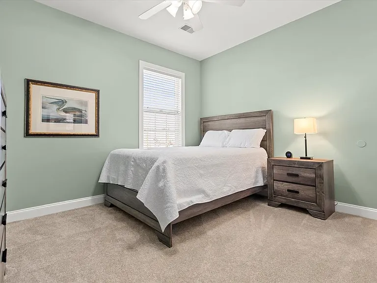 Queen Bedroom