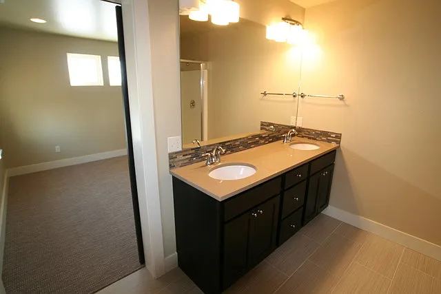 1805 Leeward Ct #1813 — Photo 16