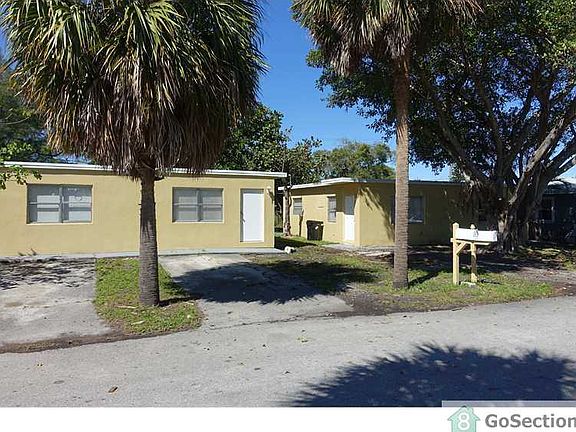 5th image of 705 NW 19th Ter