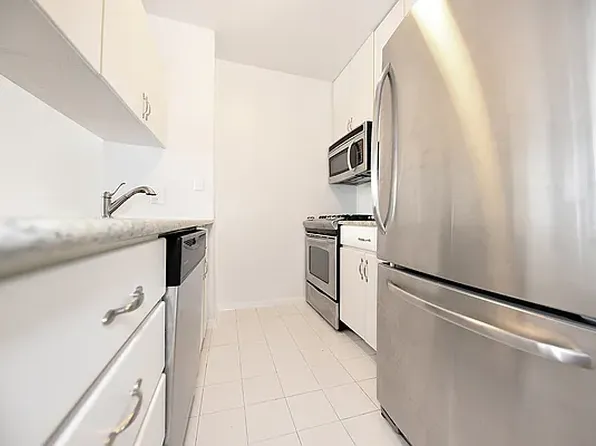 1 Irving Place image 12 of 15