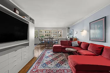 30 West 60th Street, #7AL