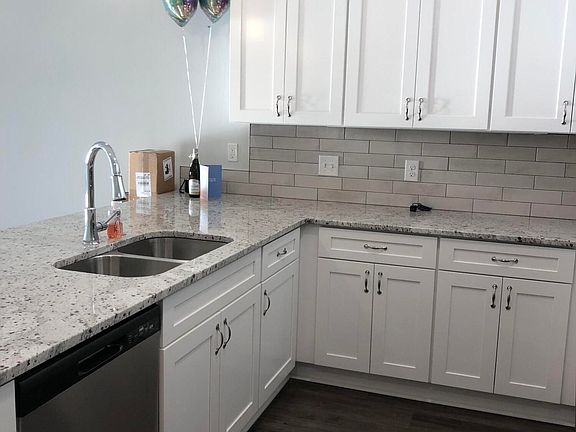 3rd image of 533 Asher Cove, 11 A-c