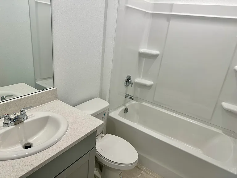 534 Wayland Dr — Photo 17