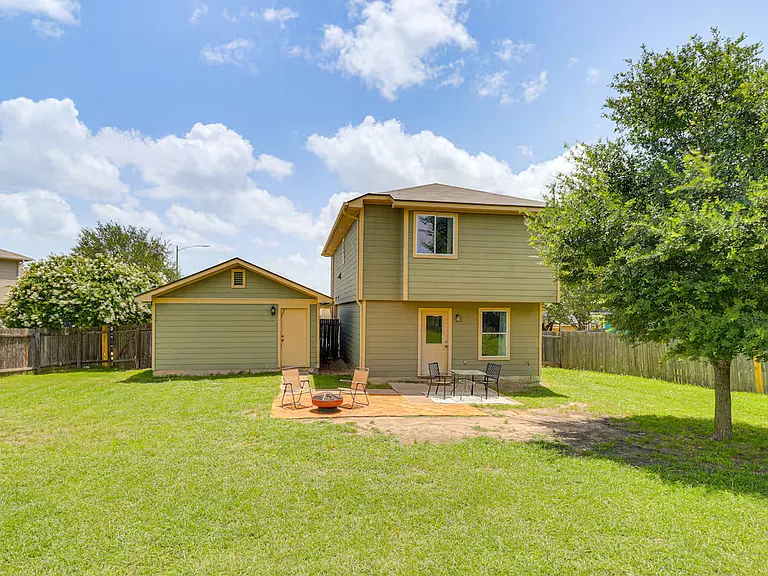 11304 Hungry Horse Dr — Photo 4