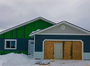 355 Lake View Rd, Hayden, CO 81639