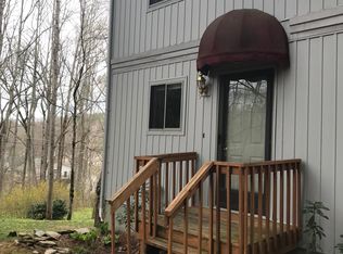 119 Point Shore Dr, Piney Flats, TN 37686