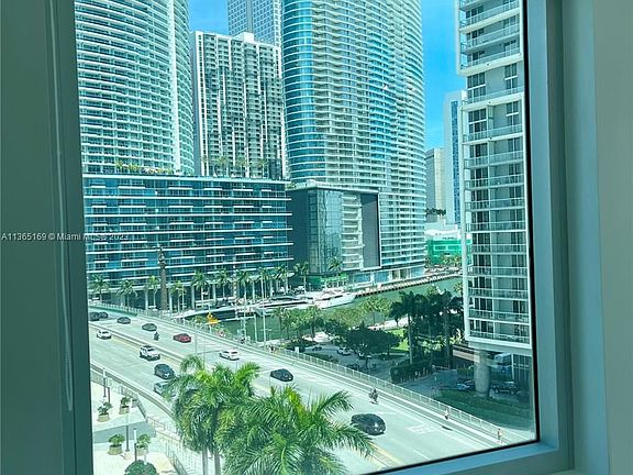 4th image of 500 Brickell Ave APT 801