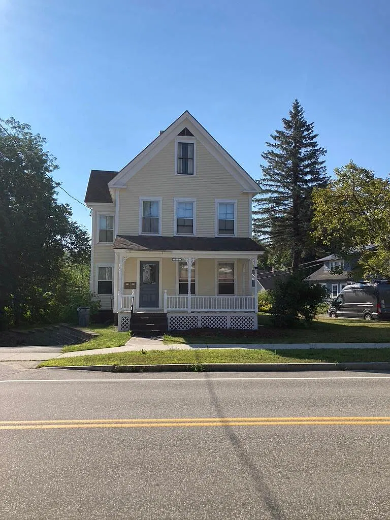 391 Washington St — Photo 1