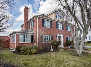 23 Superior View Blvd, North Providence, RI 02911
