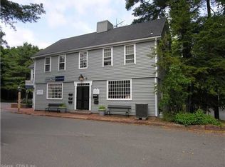 14 Brick Walk Ln, Farmington, CT 06032