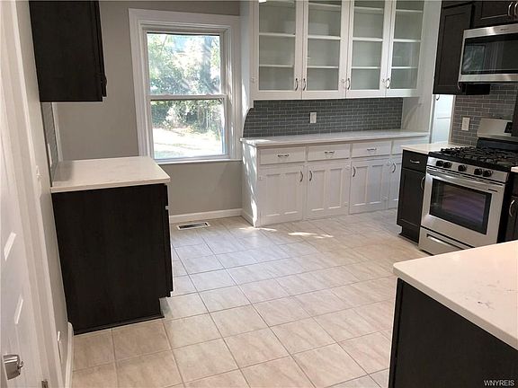 3rd image of 12 Greenfield St
