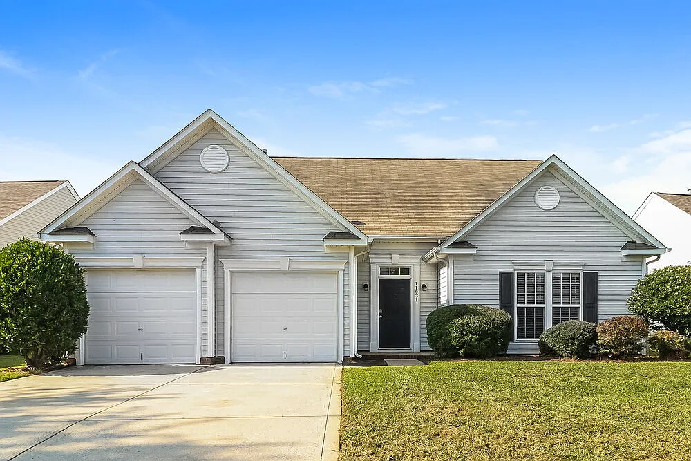 3 bed, 2.0 bath, 1592 sqft, $2,060 — Photo 1