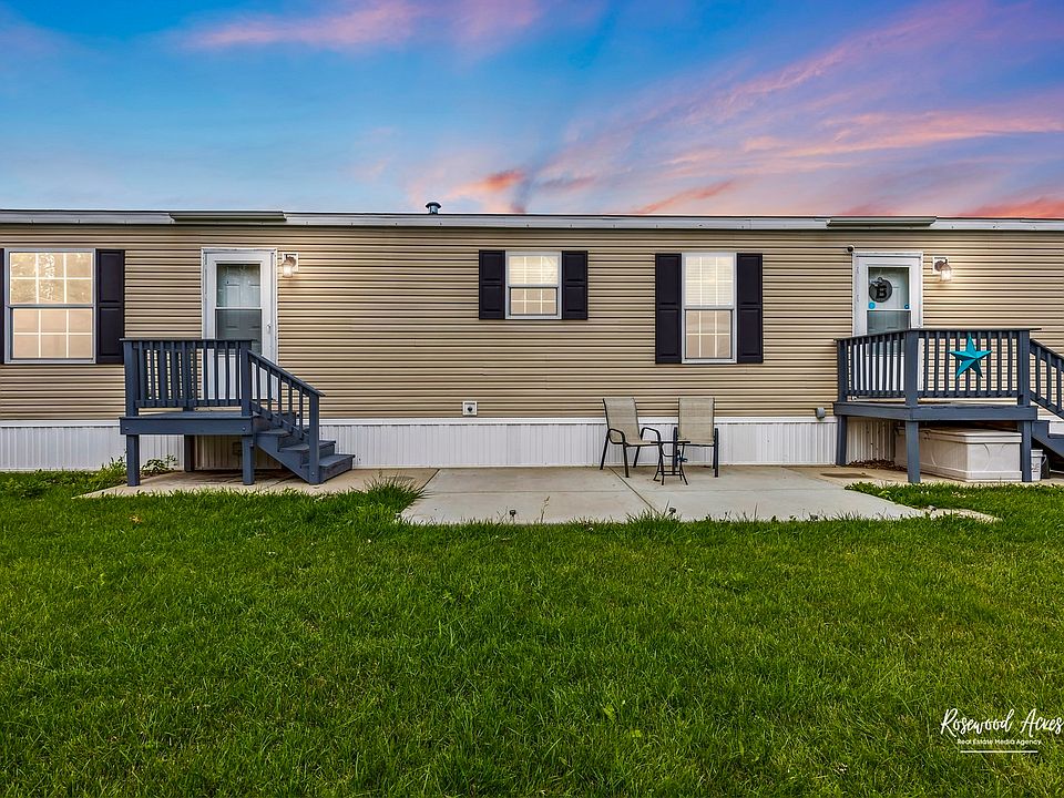 1st image of 52 Saint Peters Dr