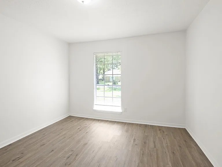 24607 Green Moss Dr — Photo 18