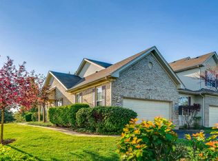 945 Oak Ridge Blvd, Elgin, IL 60120