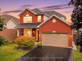 15 Cozocar Cres, Saint Catharines, ON L2S3Y5
