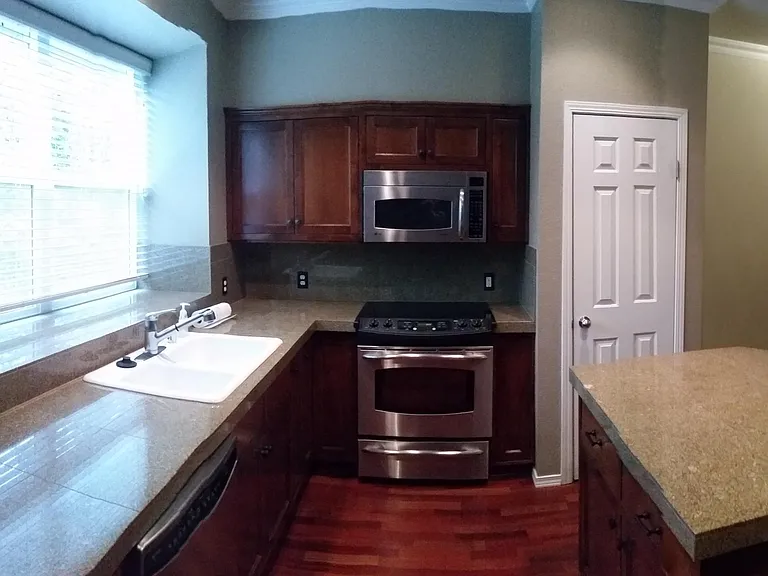 774 SE Fairwinds Loop #774 — Photo 4