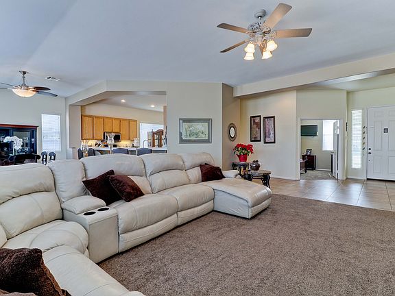 3rd image of 27708 Apple Blossom Ct