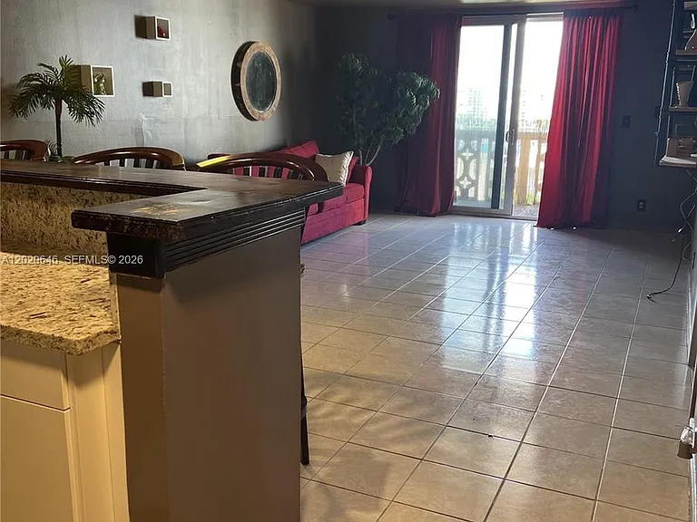 1817 S Ocean Dr #718 — Photo 6