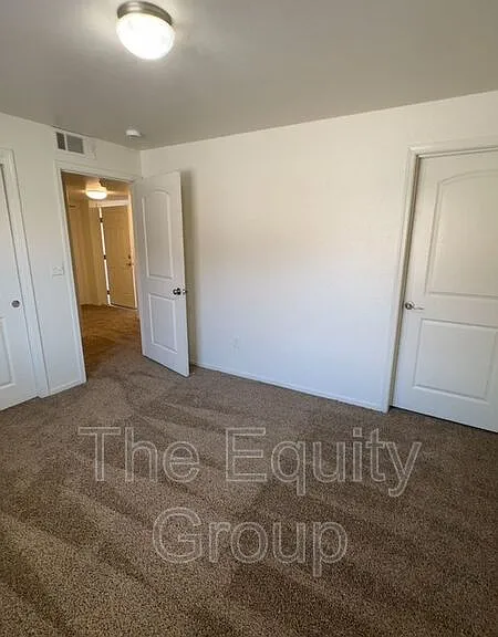 2664 W Lark Ave — Photo 16