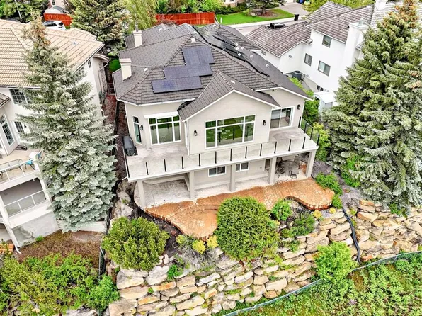 148 E Scenic Ridge Cres NW, Calgary, AB T3L 1V7