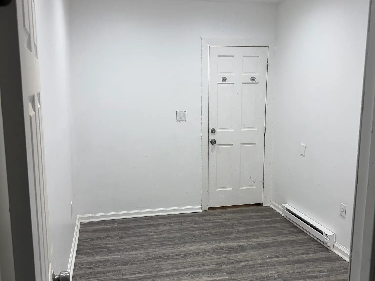 2 bed, 800 sqft, $1,400 — Photo 1