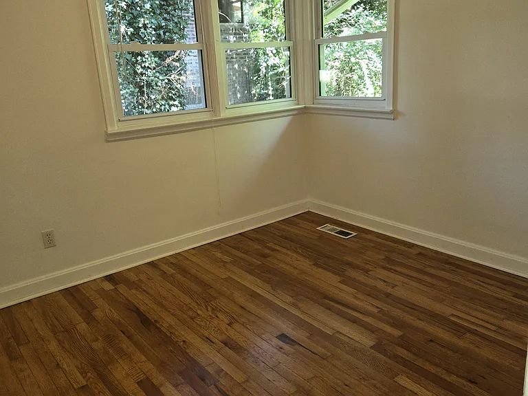140 Arthur Rd — Photo 9