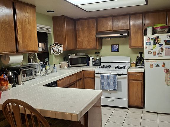 5th image of 213 La France Ave
