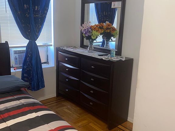 4th image of 241 E 95th St APT 2R