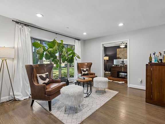 4th image of 11919 Brookmeadow Ln