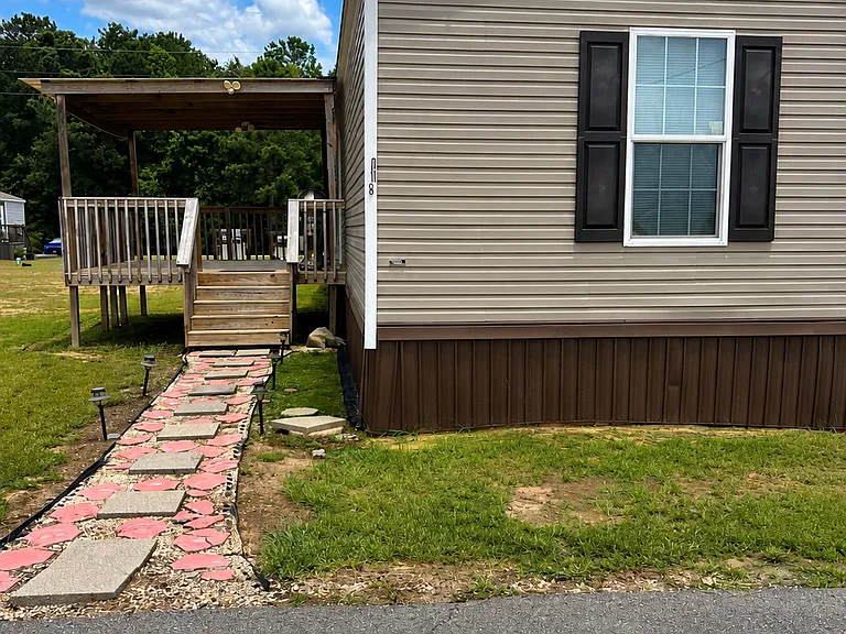 119 Longbeard Ln — Photo 2