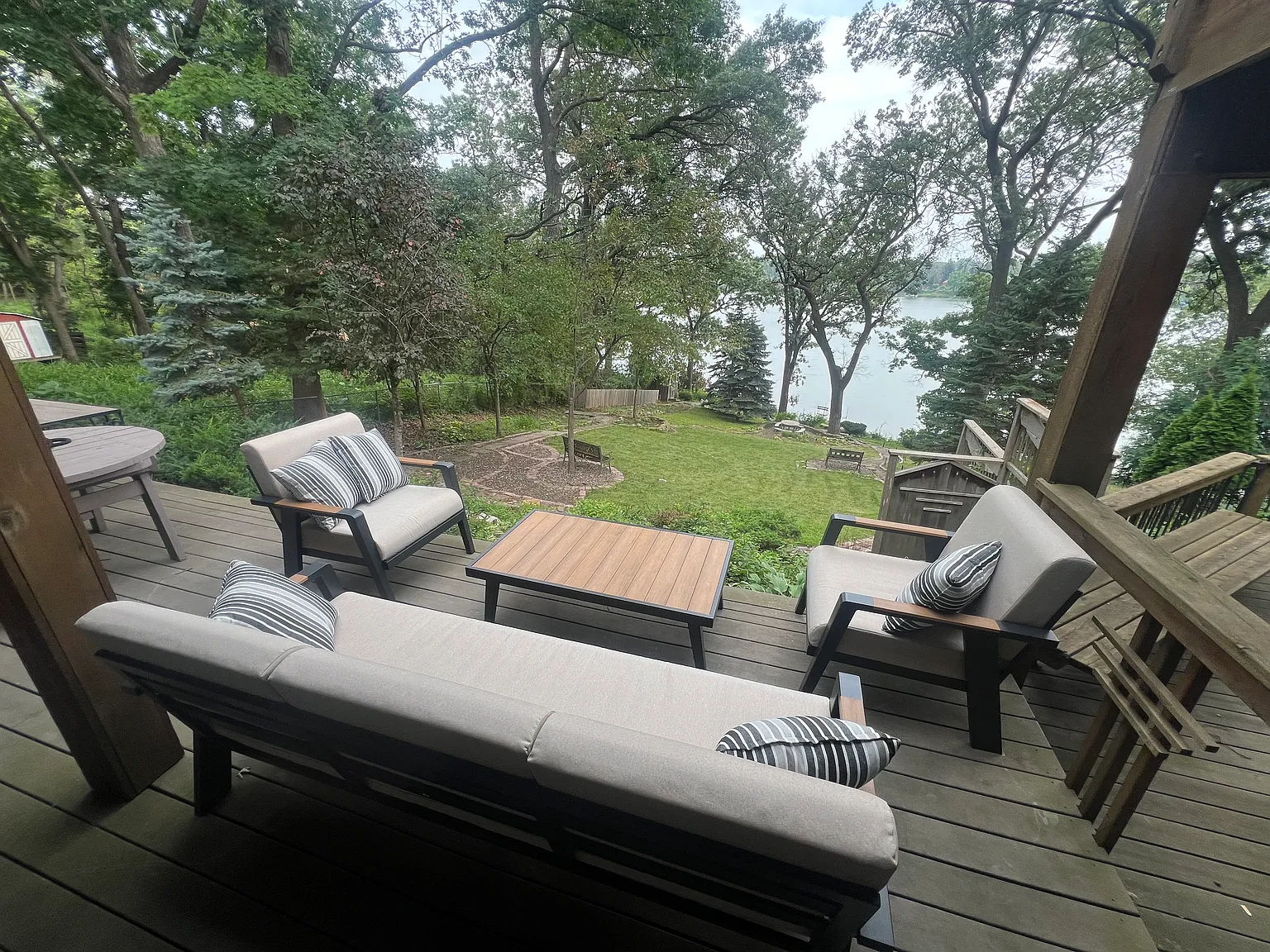 2 bed, 950 sqft, $2,500 — Photo 2