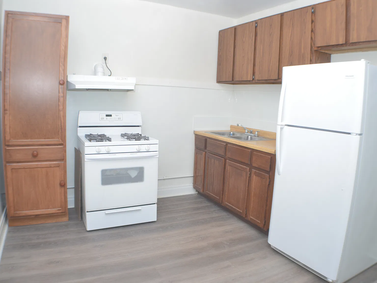 2 bed, $1,900 — Photo 1