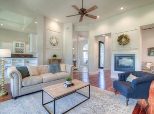 859 Ranchers Club Ln, Driftwood, TX 78619