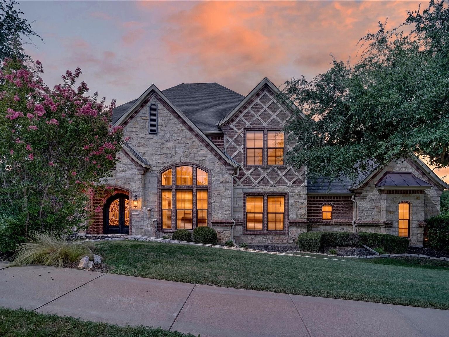10808 Hawkins Home Blvd — White Stone Golf Club