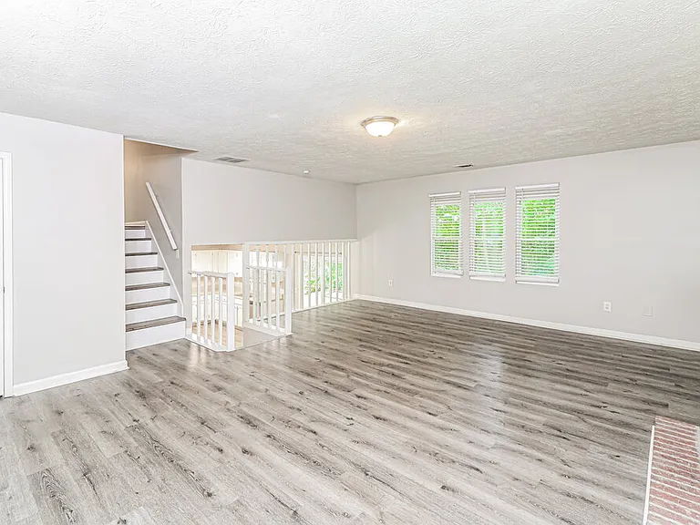 5895 Brookside Dr SE — Photo 7