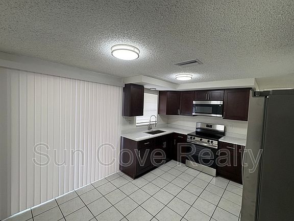 5th image of 4616 Ackerman St
