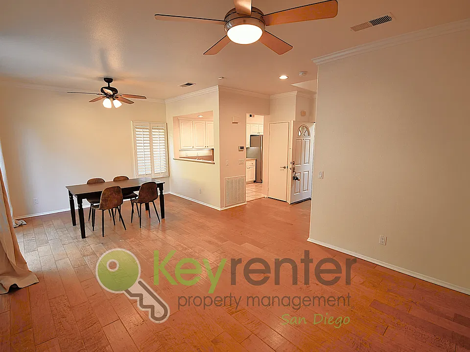 12448 Creekview Dr
