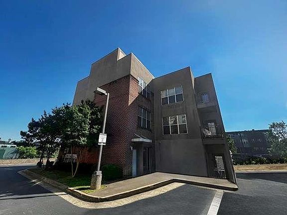 2nd image of 238 Walker St SW Unit 32