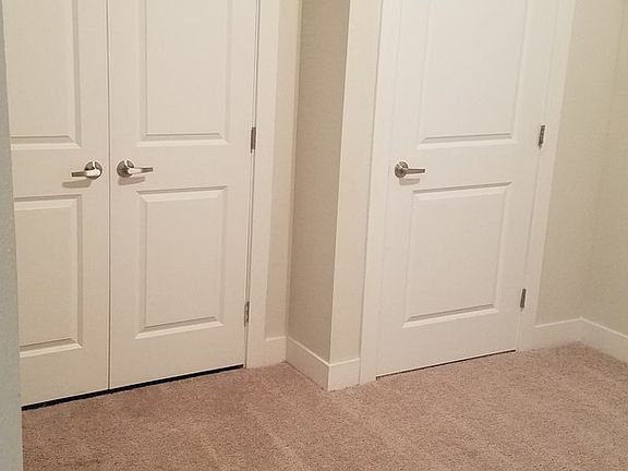 3rd image of 3954 W Pine Blvd #204