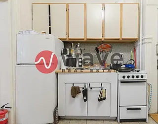 Rented by Wave Real Estate Group