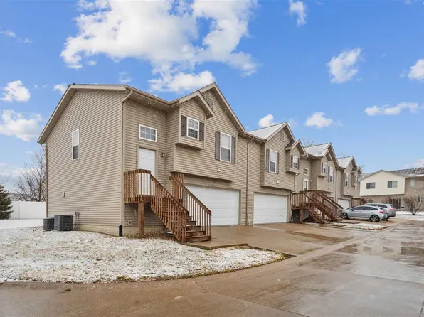 160 Jefferson Ln, North Liberty, IA 52317